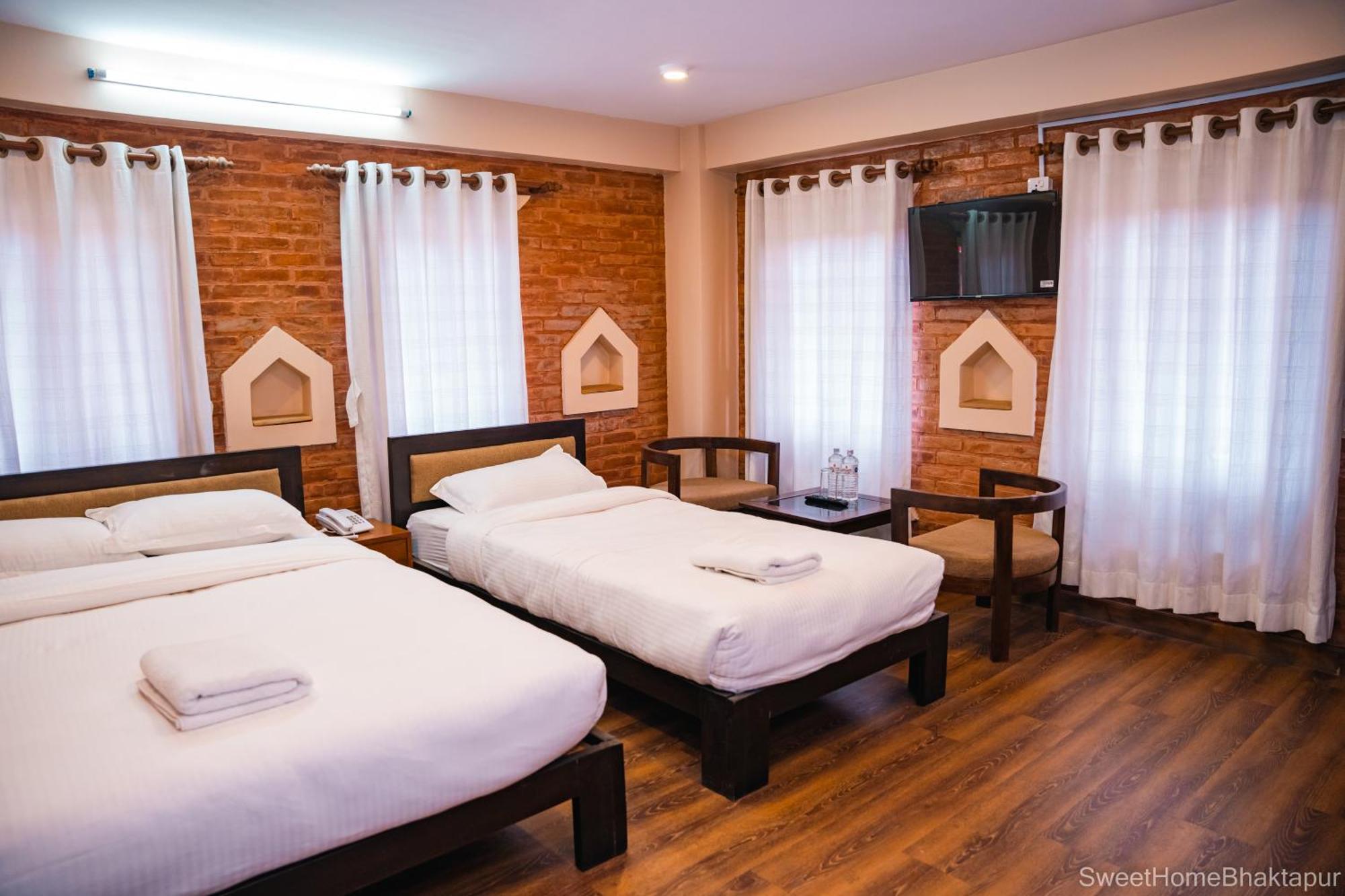 Hotel Sweet Home Bhatgoan Dış mekan fotoğraf