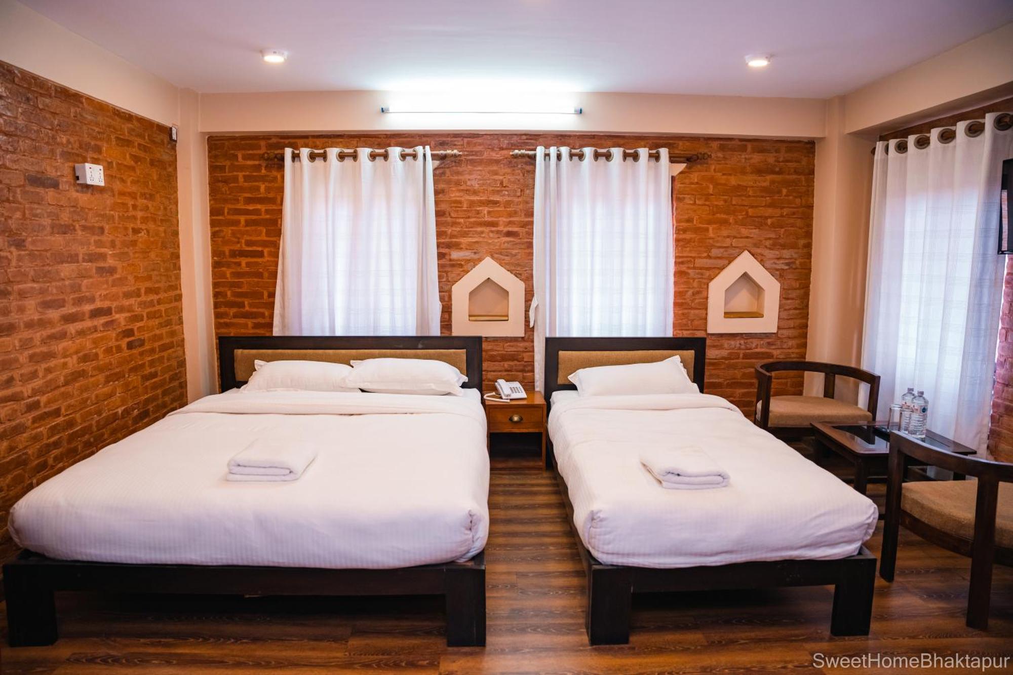 Hotel Sweet Home Bhatgoan Dış mekan fotoğraf
