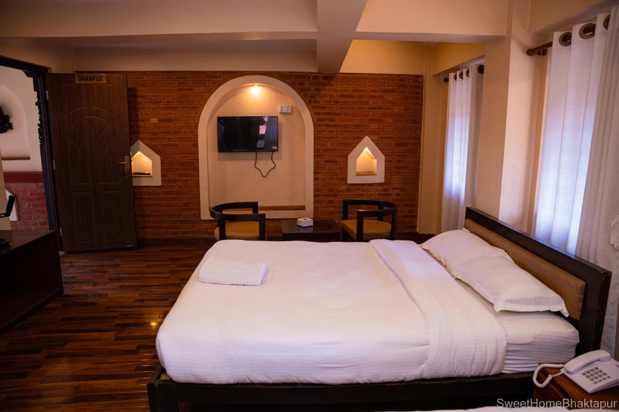 Hotel Sweet Home Bhatgoan Dış mekan fotoğraf