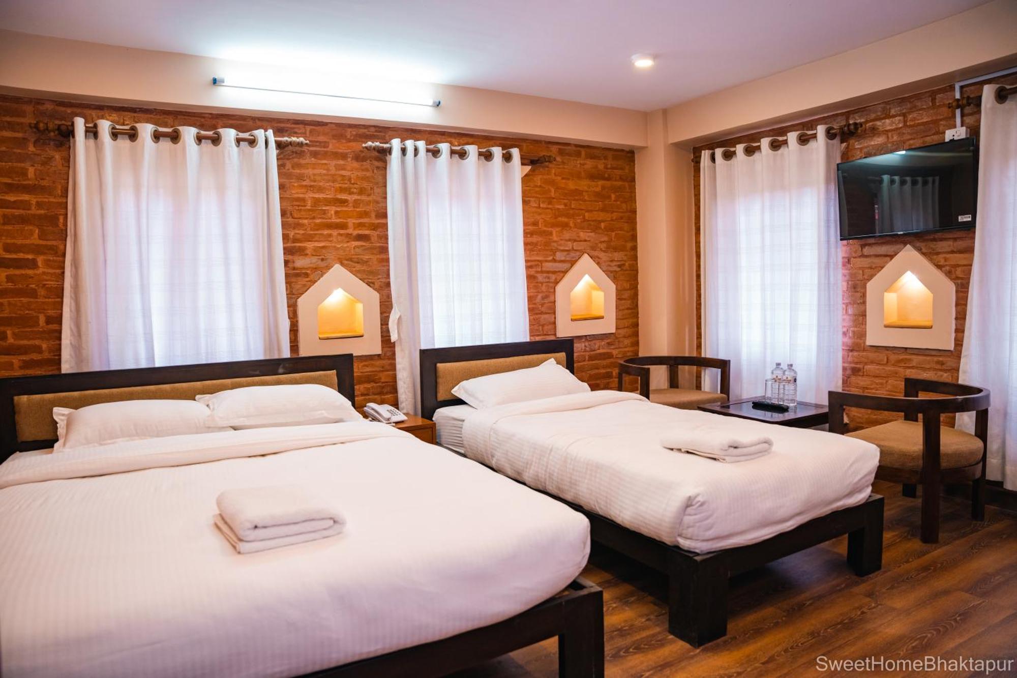 Hotel Sweet Home Bhatgoan Dış mekan fotoğraf