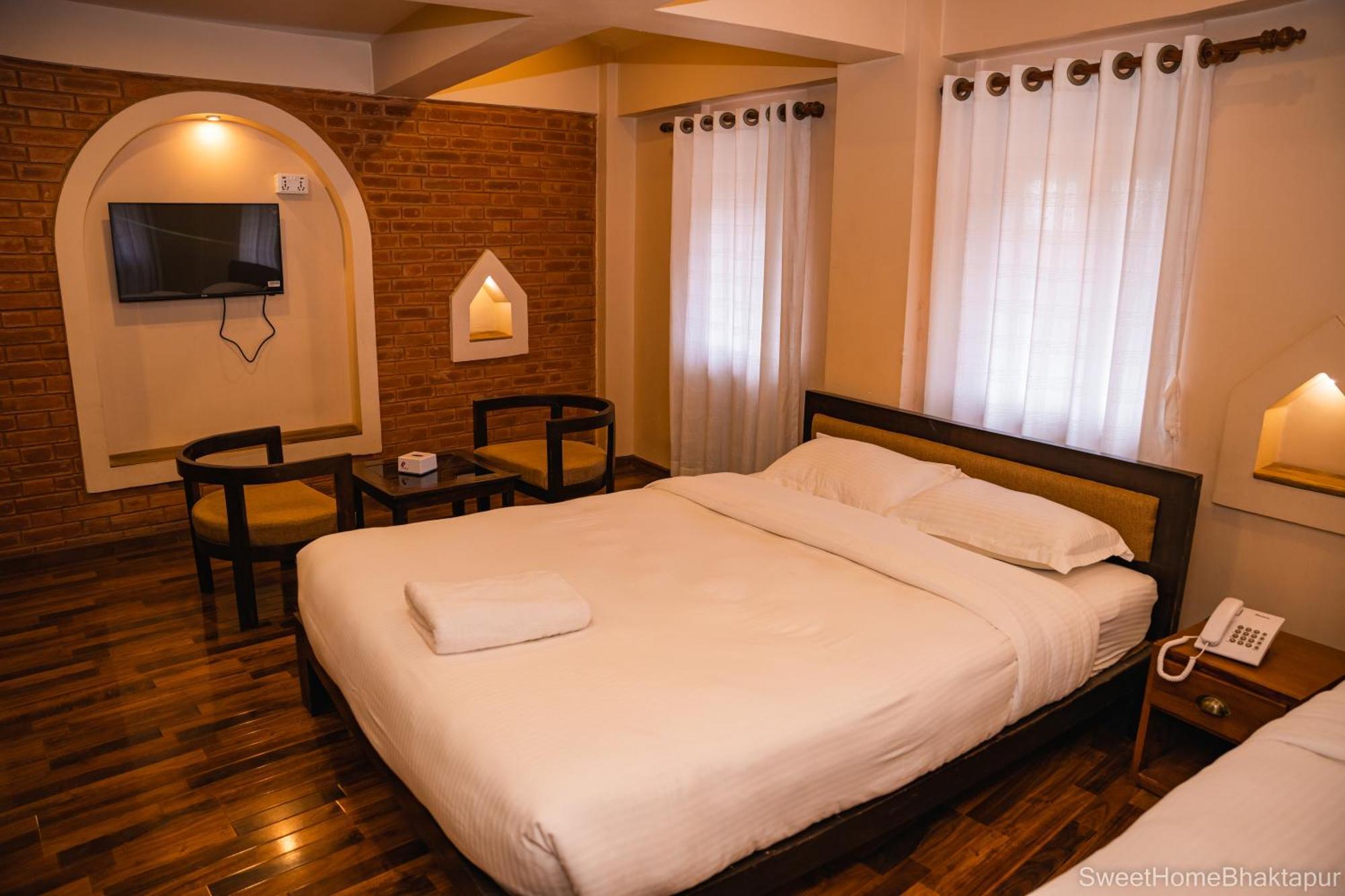 Hotel Sweet Home Bhatgoan Dış mekan fotoğraf